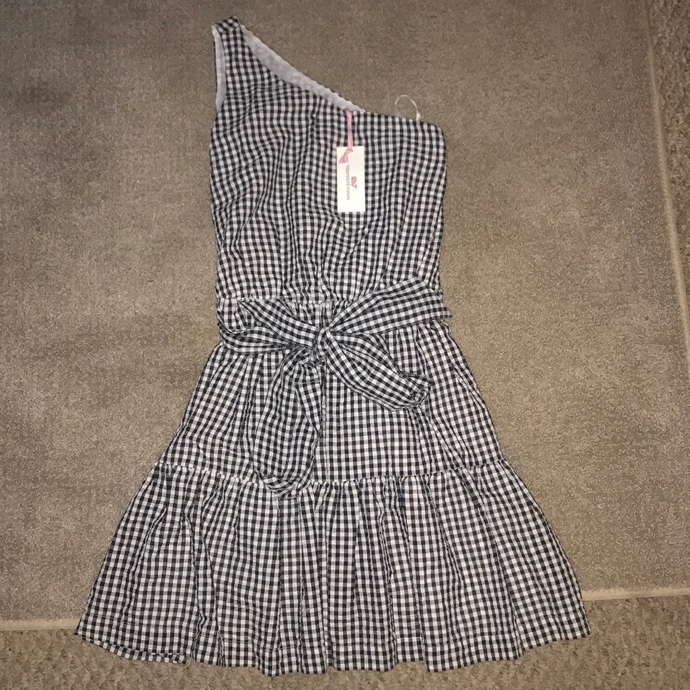 Vineyard Vines one shoulder gingham dress